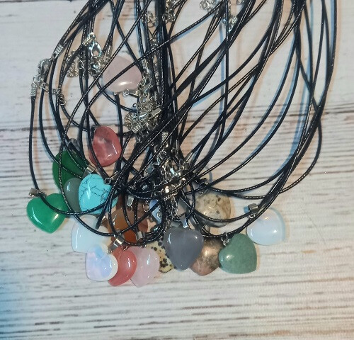 Подвеска из камня